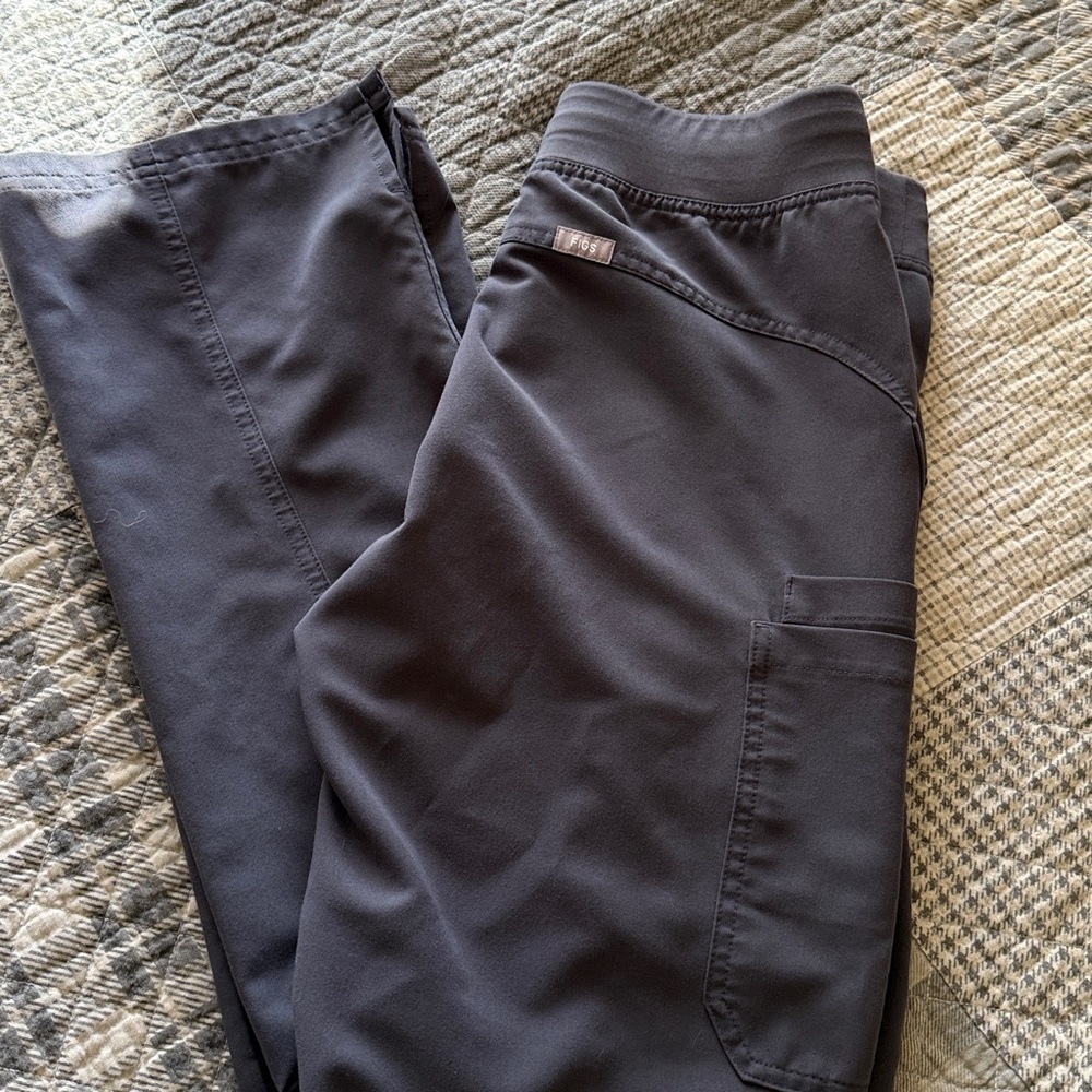 Figs Gray Technical Collection Scrub Pants size Small